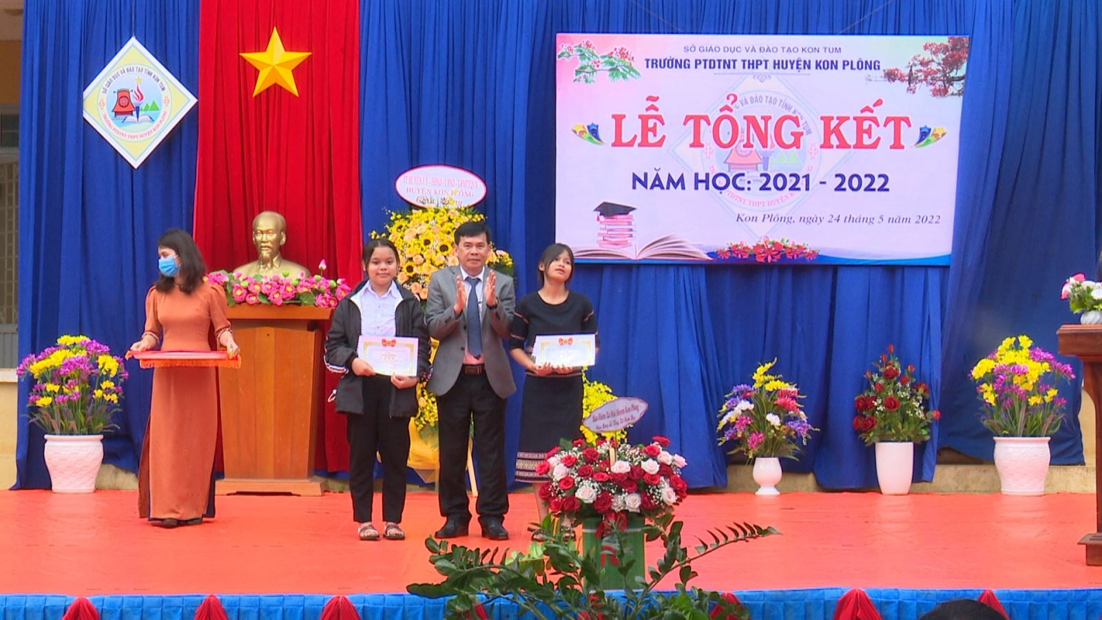 Trường Phổ thông Dân tộc nội trú  huyện Kon Plông tổng kết năm học 2021-2022