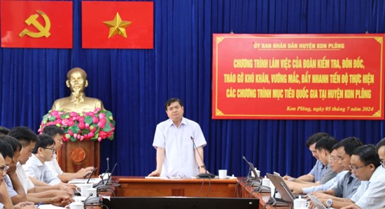 Phó Chủ tịch UBND tỉnh Nguyễn Hữu Tháp làm việc tại huyện Kon Plông