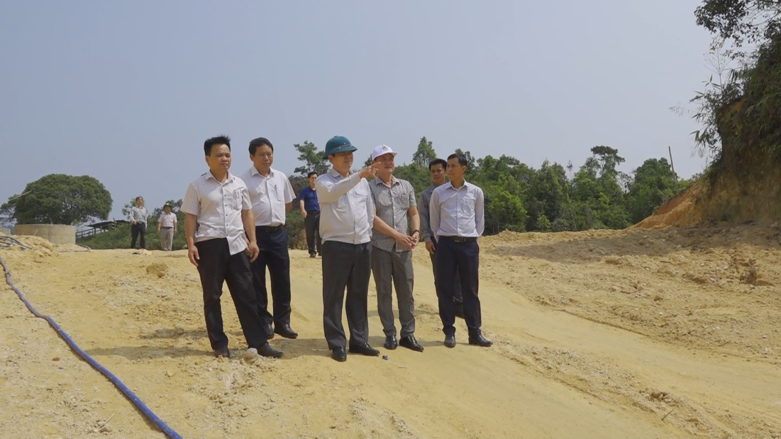Phó Chủ tịch UBND tỉnh Nguyễn Hữu Tháp kiểm tra tình hình thực hiện các chương trình MTQG tại huyện Kon Plông