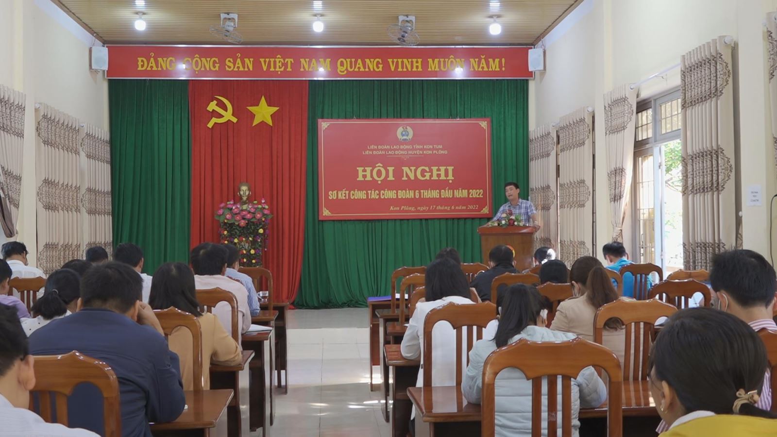 Liên đoàn Lao động huyện Kon Plông sơ kết hoạt động Công đoàn và phong trào công nhân viên chức lao động