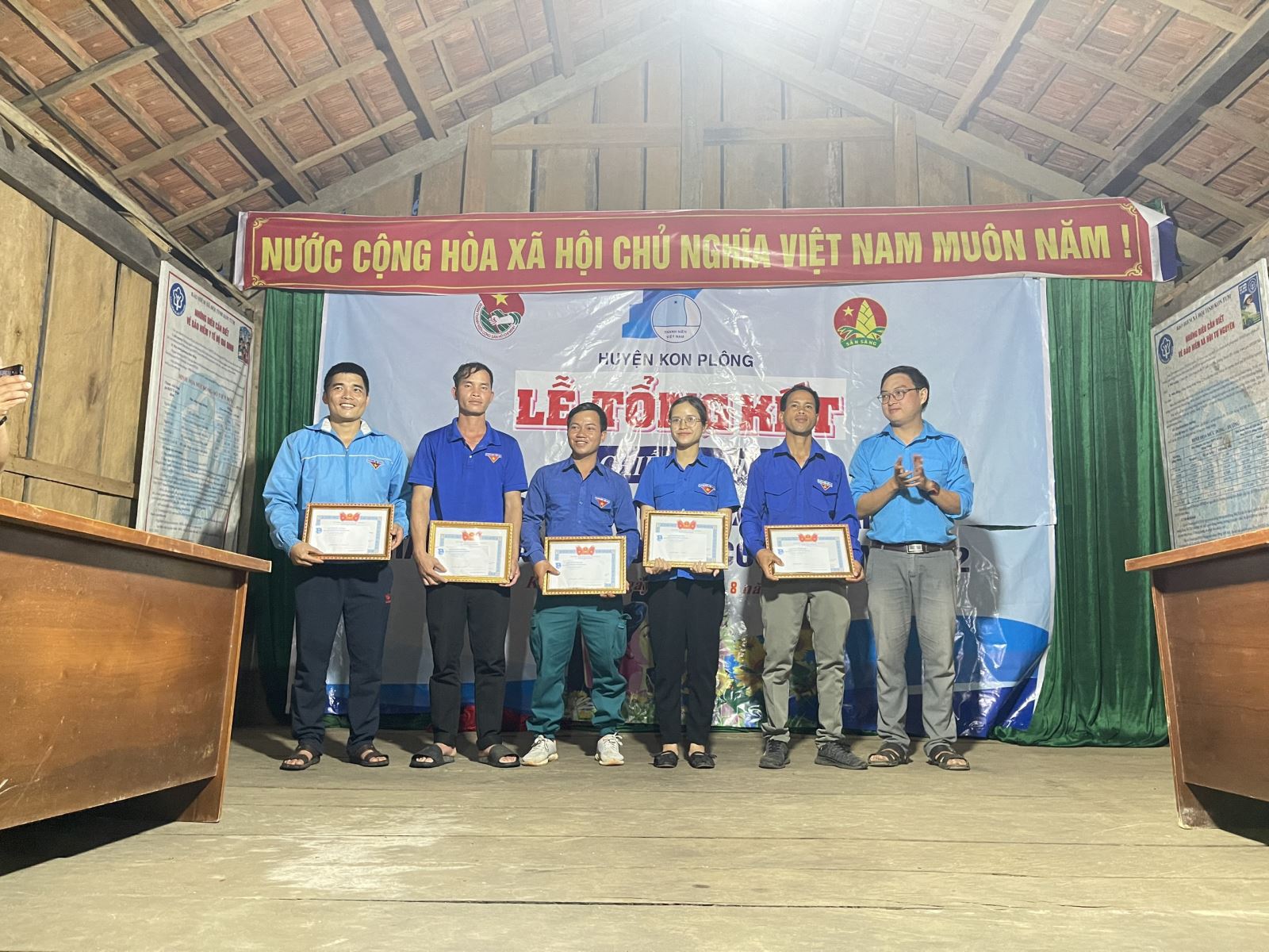 Huyện đoàn Kon Plông tổ chức tổng kết chiến dịch hè năm 2022
