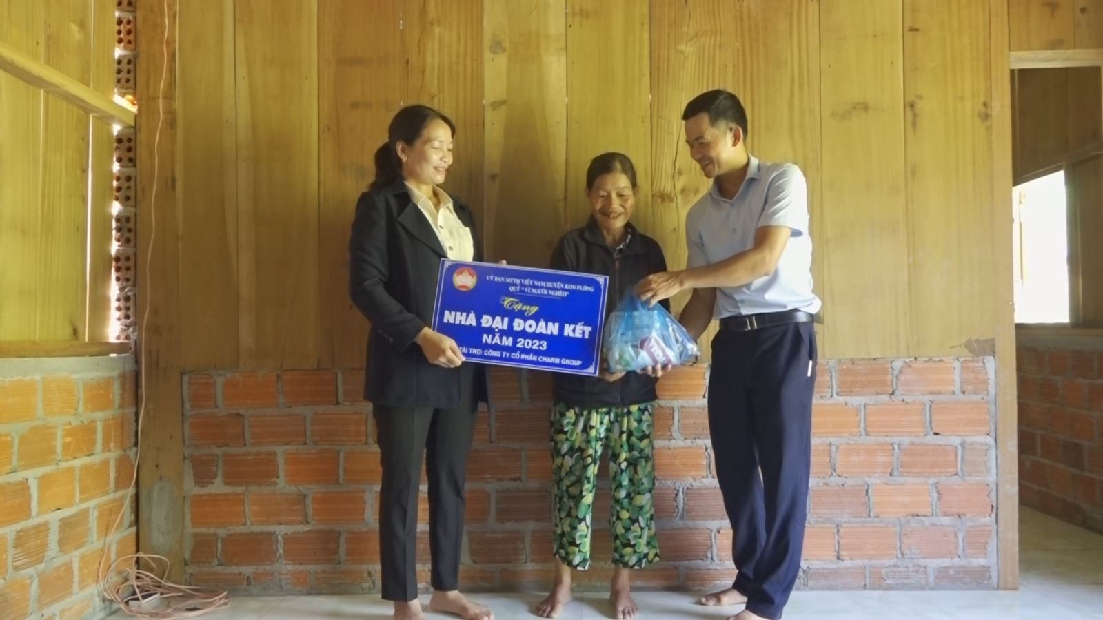 Huyện Kon Plông đồng hành cùng người nghèo
