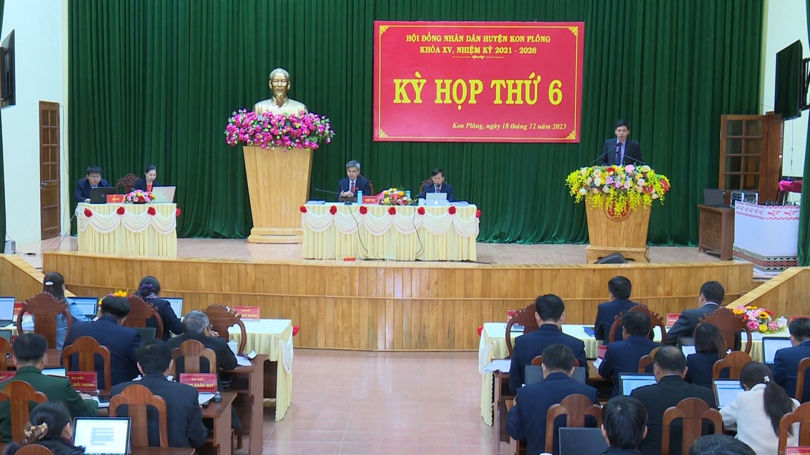 Kỳ họp thứ 6 HĐND huyện Kon Plông thông qua 16 Nghị quyết quan trọng