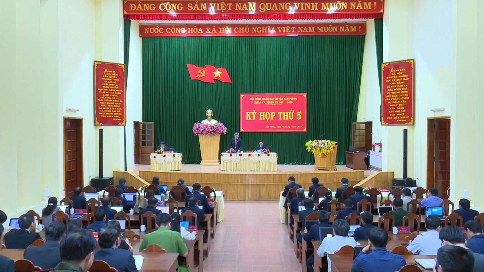 Hội đồng Nhân dân huyện Kon Plông khóa XV tổ chức Kỳ họp thứ 5