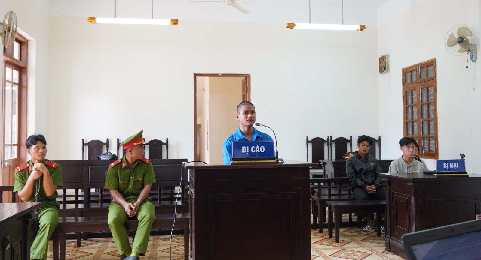 Xét xử vụ án “Trộm cắp tài sản”