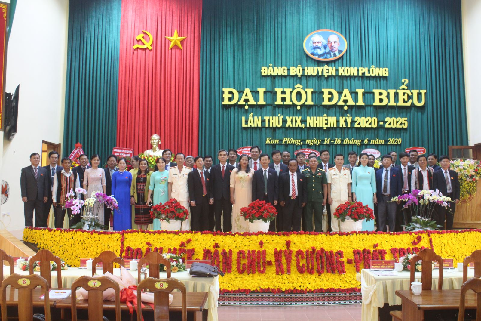Ban Chấp hành Đảng bộ huyện Kon Plông khóa XIX, nhiệm kỳ 2020-2025 