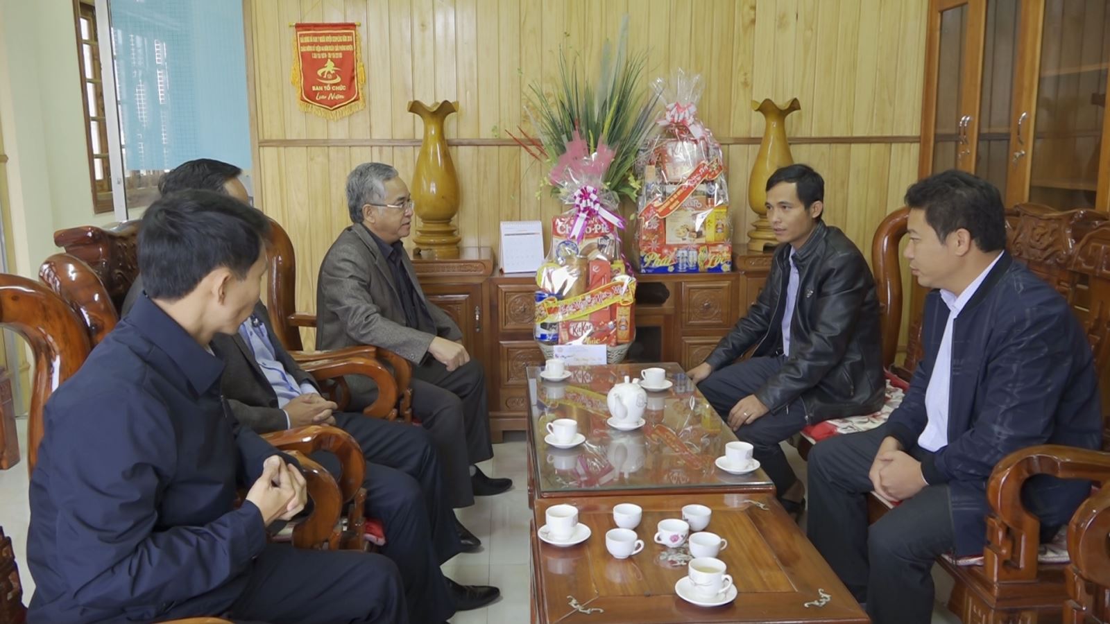 Đ/c Nguyễn Văn Hùng - Bí thư Tỉnh ủy đến thăm và chúc tết Trường Cao đẳng nghề nông lâm Nam bộ cơ sở 3