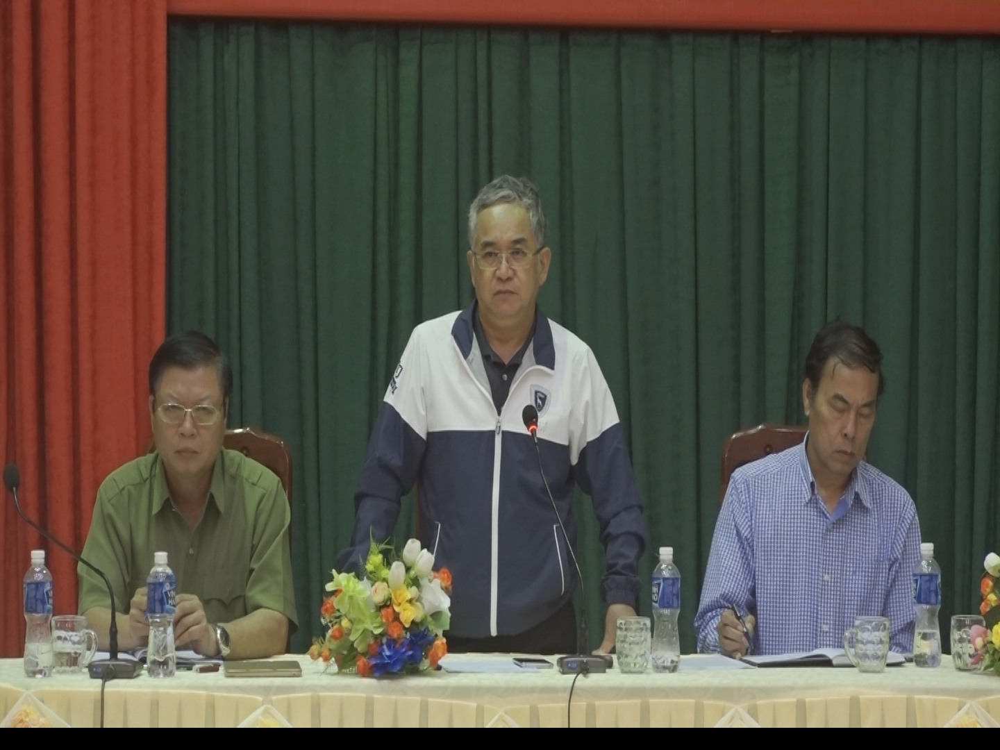 Tổ đại biểu HĐND tỉnh tiếp xúc cử tri tại xã Măng Cành
