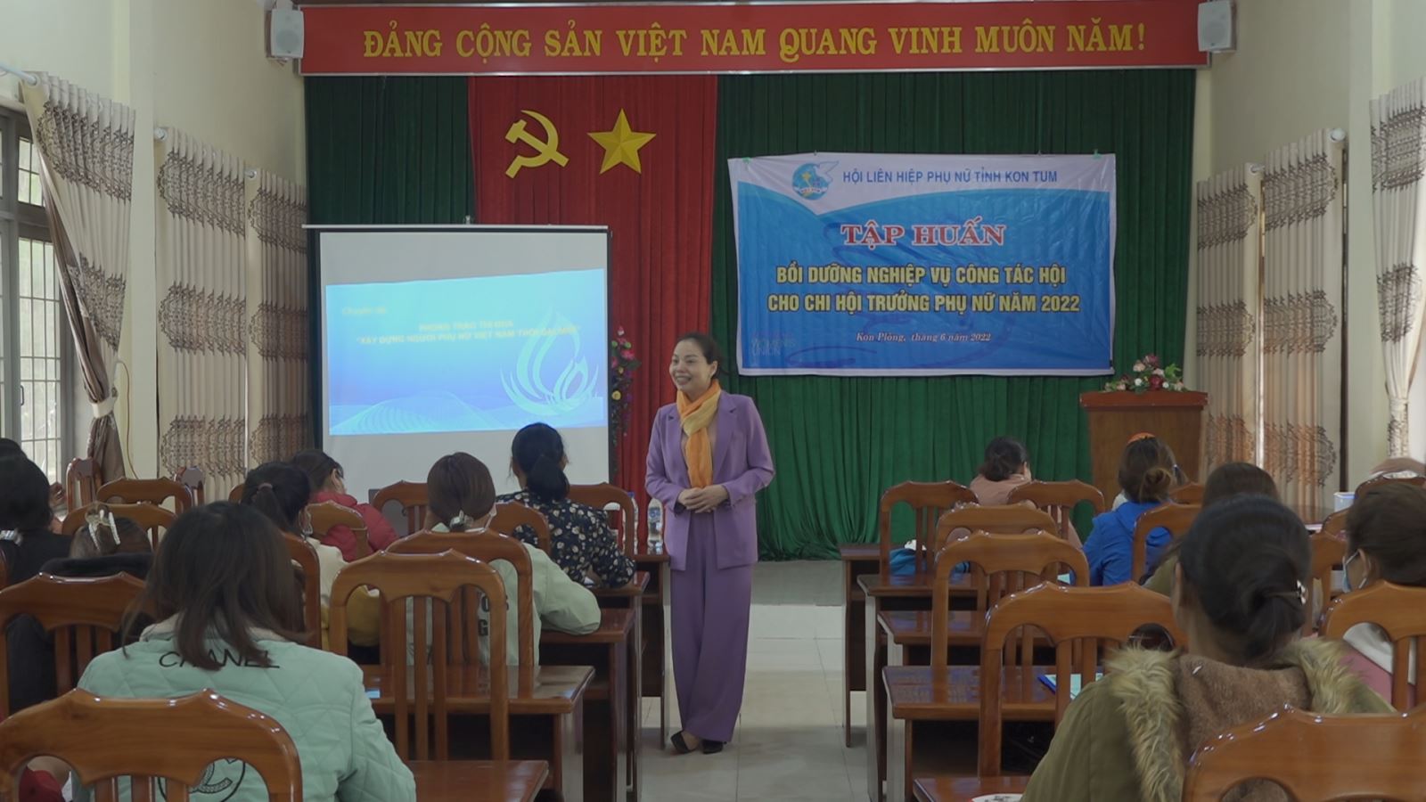 Tập huấn nghiệp vụ công tác Hội phụ nữ năm 2022.